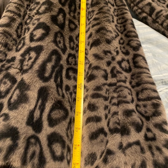 ALLSAINTS Amice leopard faux fur coat - Picture 7 of 8